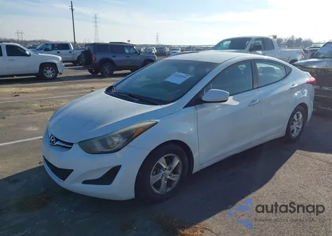 2014 Hyundai Elantra Se z USA, uszkodzony, nr VIN 5NPDH4AE2EH521887